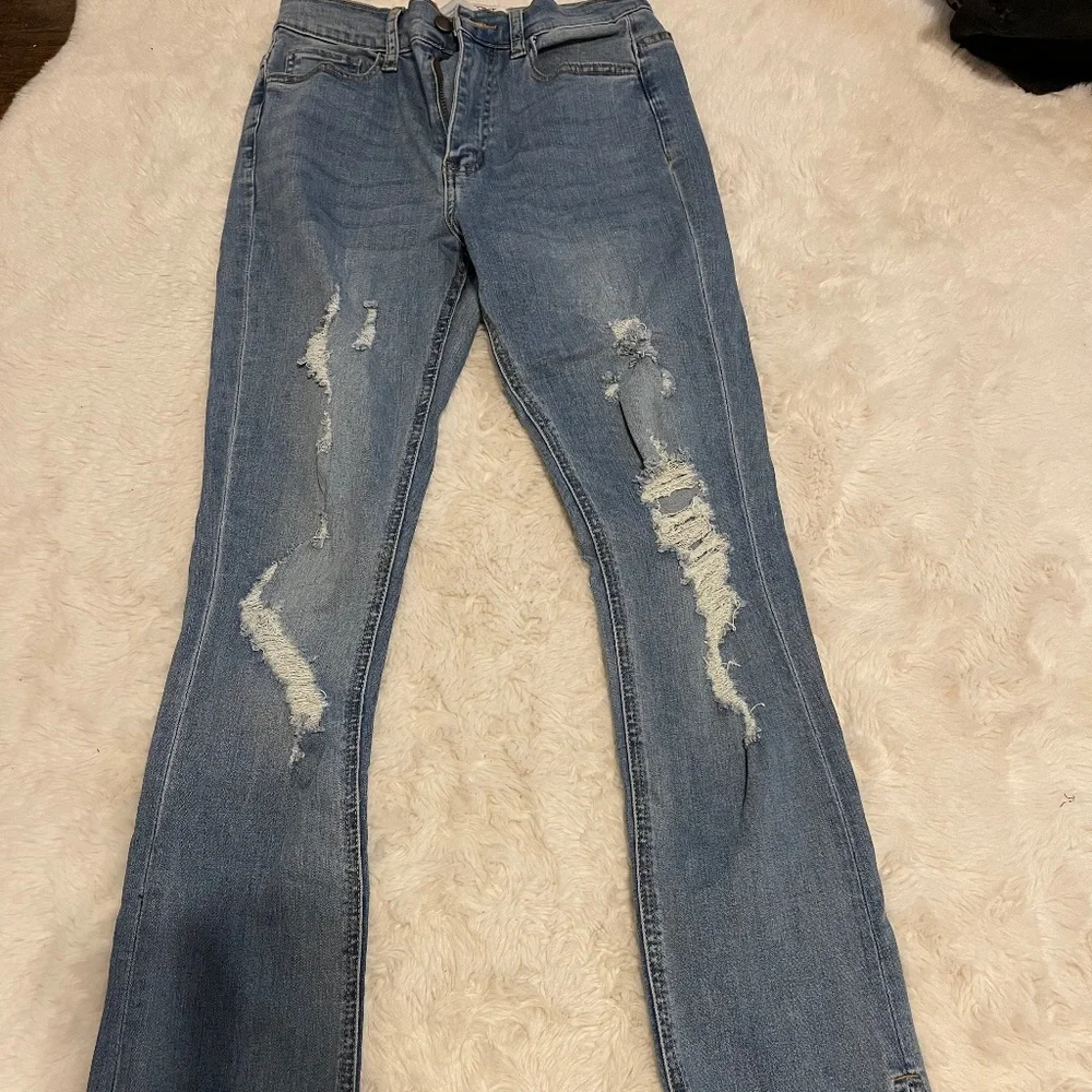 Split jean - Picture 1 of 2